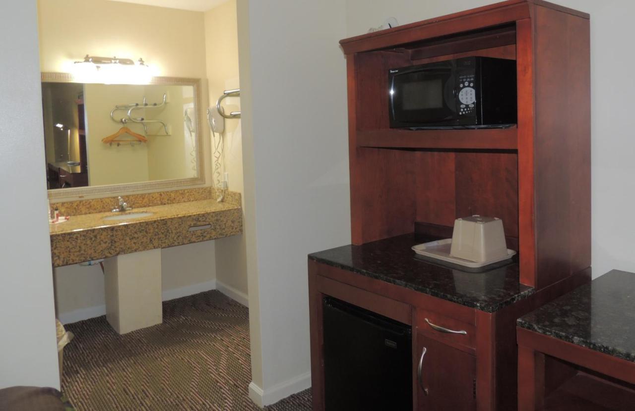 Super 8 By Wyndham Mifflinville Near Bloomsburg Extérieur photo