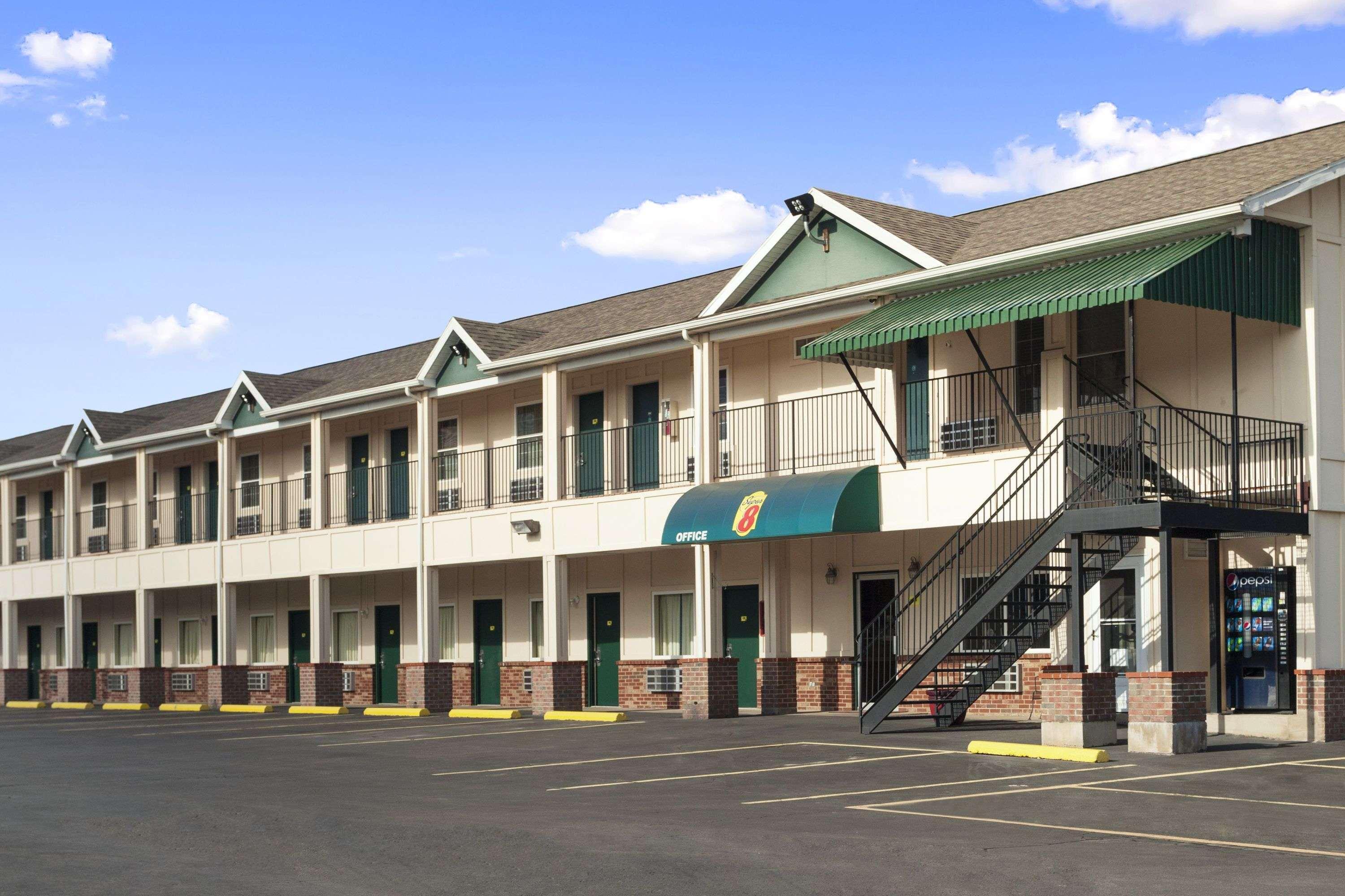 Super 8 By Wyndham Mifflinville Near Bloomsburg Extérieur photo