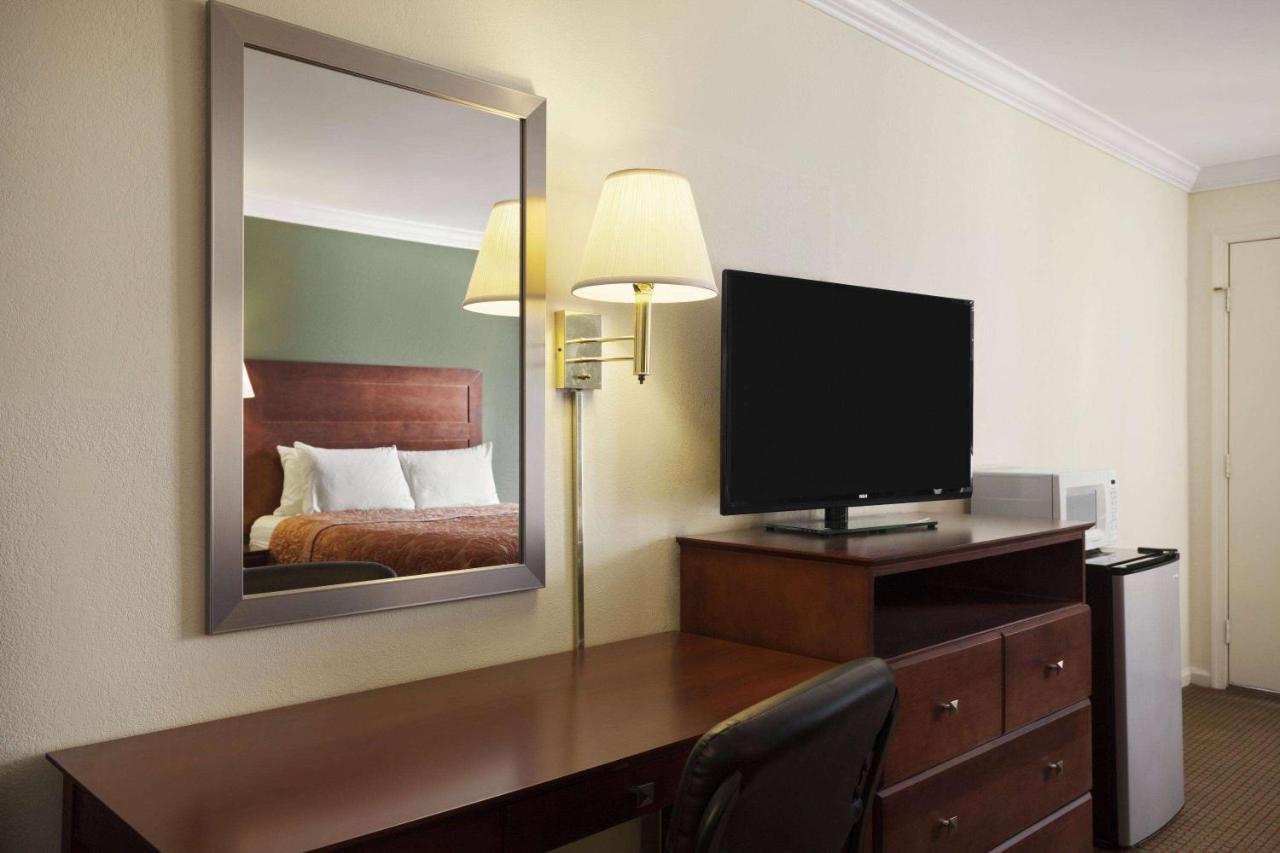 Super 8 By Wyndham Mifflinville Near Bloomsburg Extérieur photo